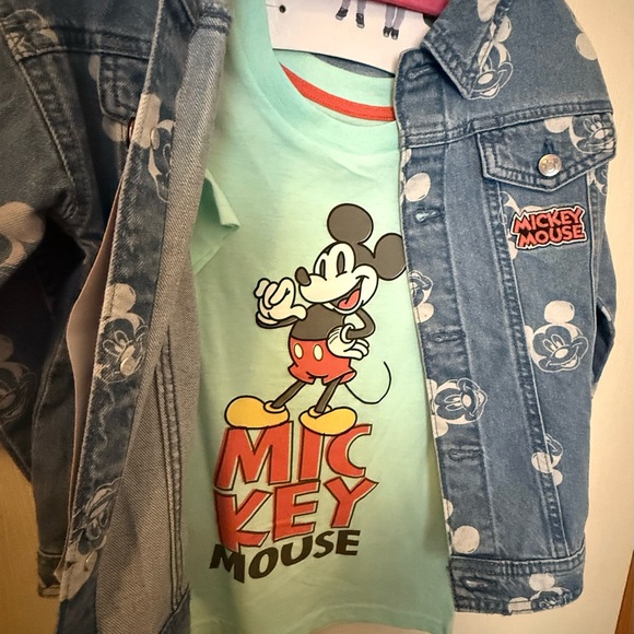 ⭐️Disney Mickey Mouse Denim Jacket and Tshirt Size 6 - Picture 3 of 7